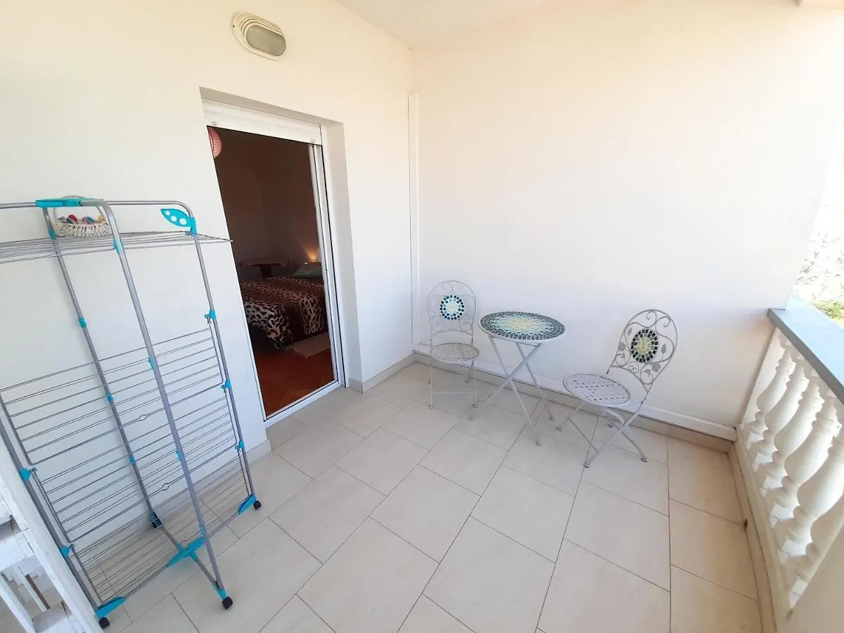Perica Apartment And Perica Room With Separate Entrance Zadar
