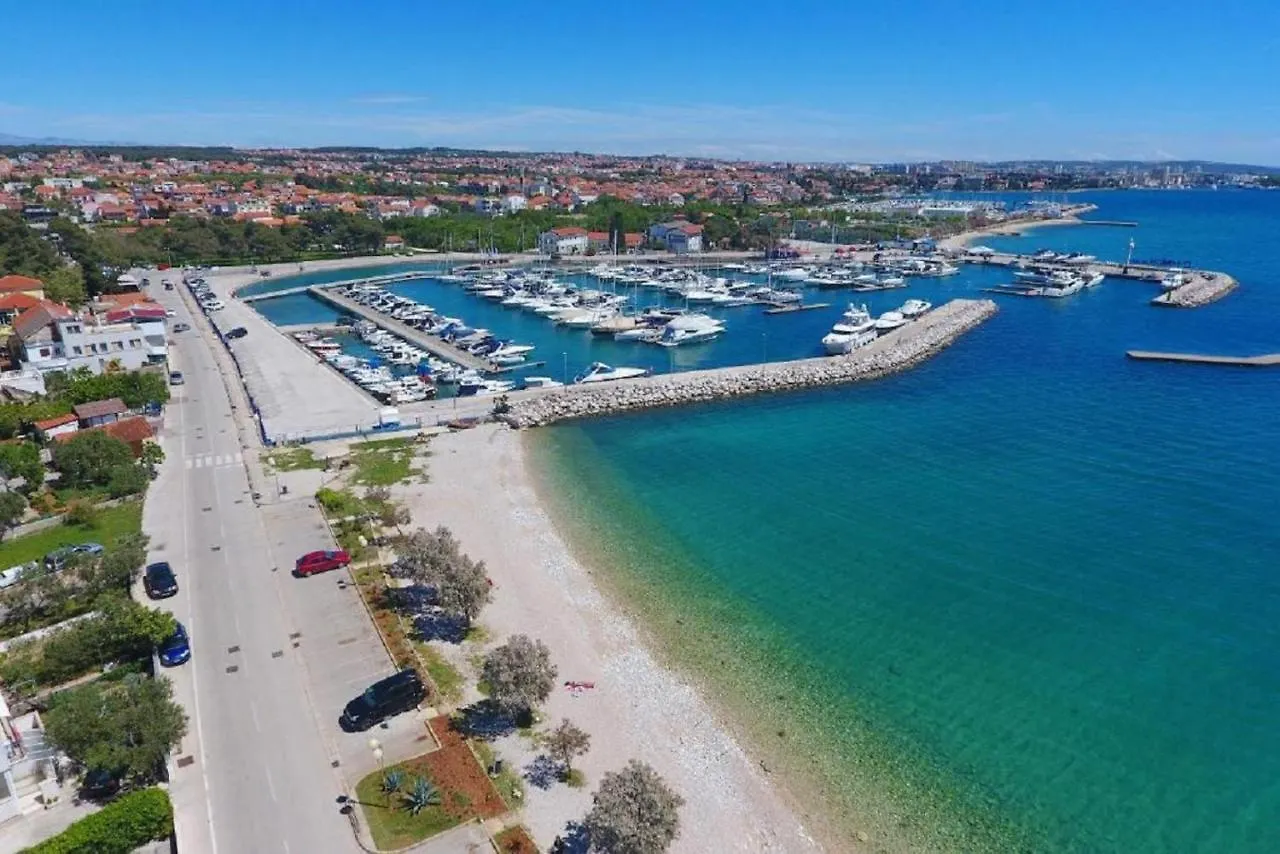 Perica Apartment And Perica Room With Separate Entrance Zadar 0*,