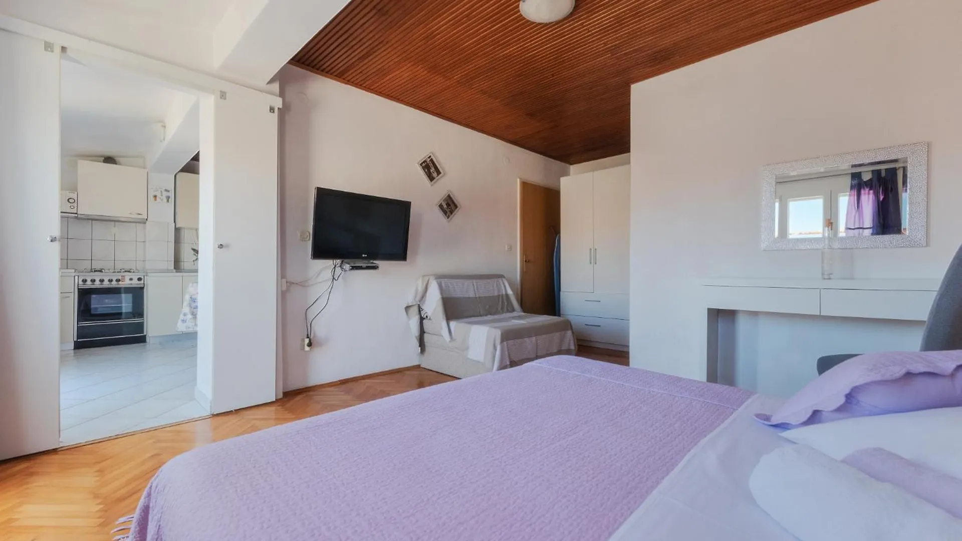 Perica Apartment And Perica Room With Separate Entrance Zadar 0*,  Kroatien