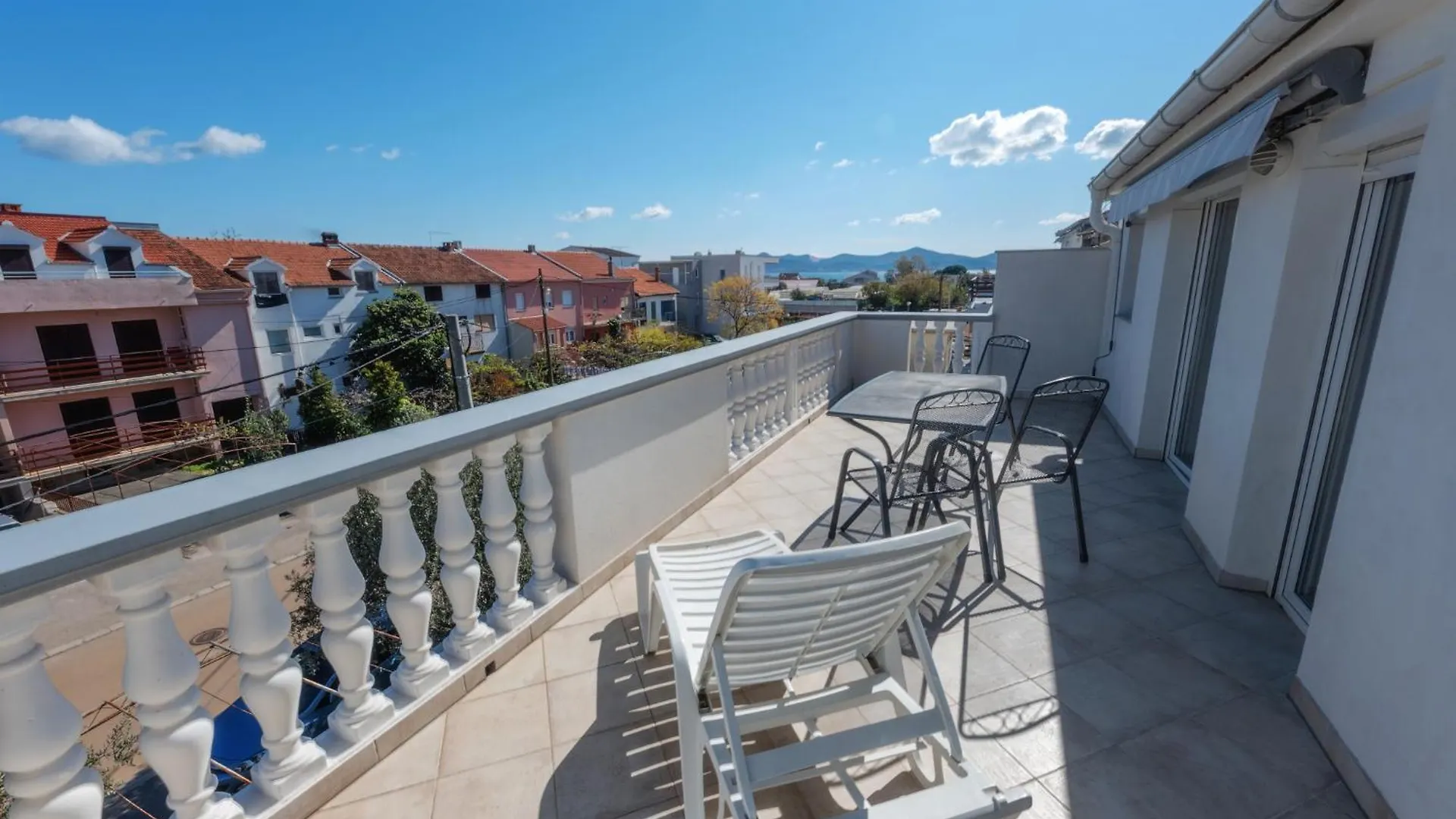 Perica Apartment And Perica Room With Separate Entrance Zadar
